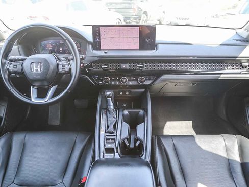 Used 2023 Honda Accord Touring image 14