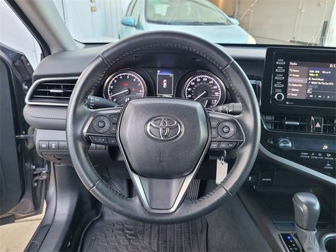 Used 2023 Toyota Camry SE image 17
