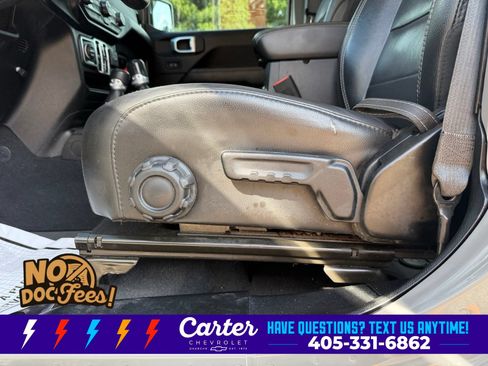Used 2020 Jeep Gladiator Overland w/ LED Lighting Group AWD/4WD image 17