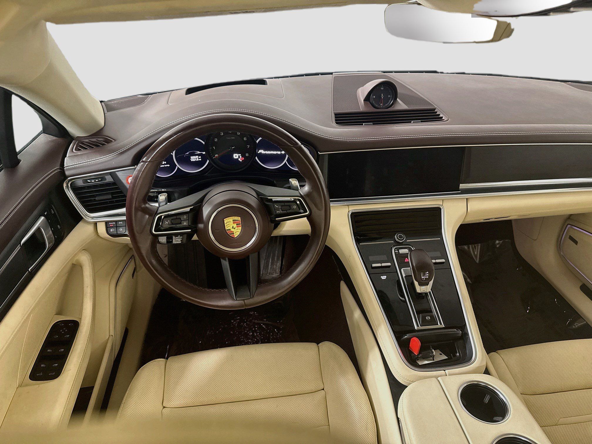 Used 2023 Porsche Panamera 4 Platinum Edition AWD/4WD image 17