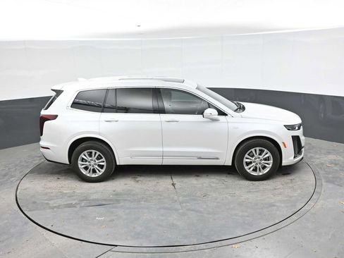 Used 2024 Cadillac XT6 Luxury AWD/4WD image 19