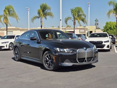 New 2026 BMW i4 eDrive40 w/ Premium Package RWD image 2