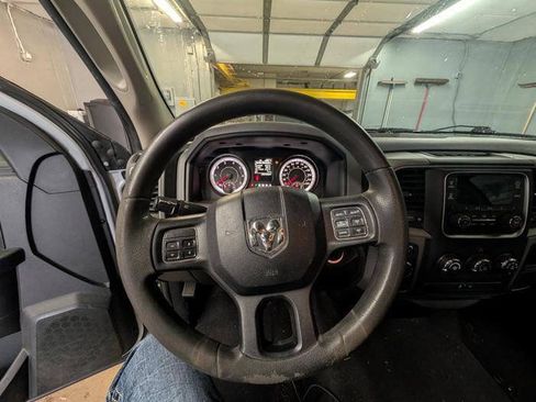 Used 2016 RAM 1500 Express w/ Popular Equipment Group RWD image 33