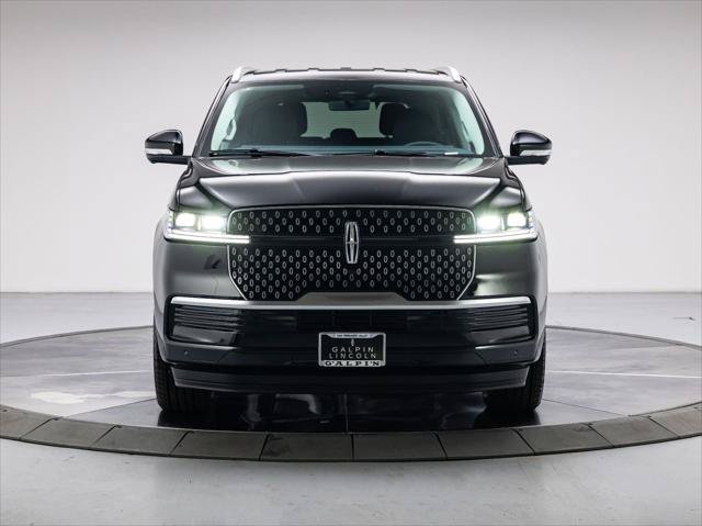 New 2027 Lincoln Navigator Premiere RWD image 8