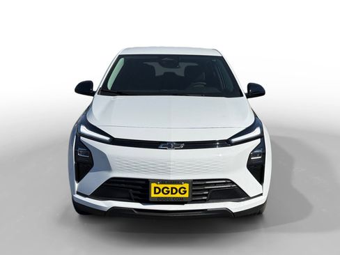 New 2027 Chevrolet Bolt LT w/ Comfort Package image 8