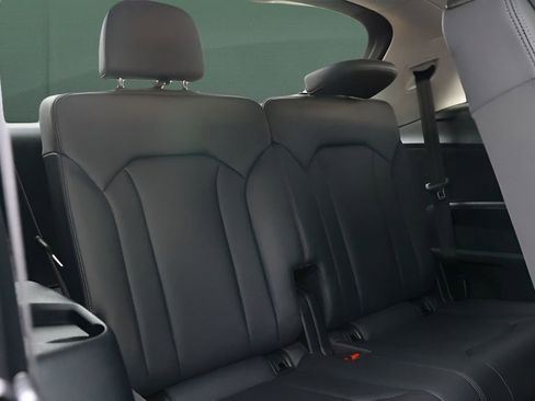 Used 2024 Audi Q7 2.0T Premium Plus image 28