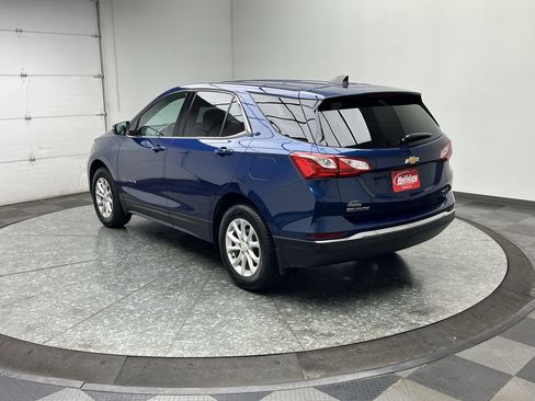 Used 2019 Chevrolet Equinox LT image 2