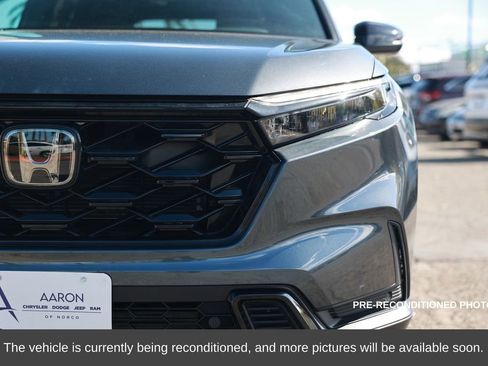 Used 2025 Honda CR-V Sport-L image 5
