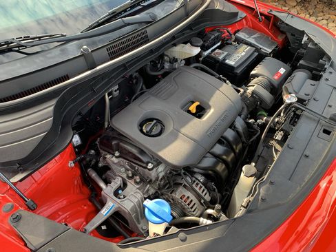 Used 2021 Kia Soul LX image 35