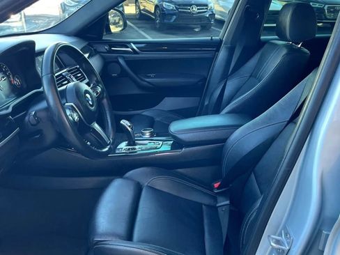 Used 2018 BMW X4 M40i image 42