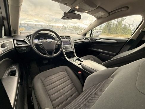 Used 2020 Ford Fusion SE AWD/4WD image 8