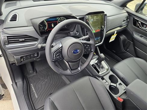 New 2025 Subaru Forester Limited image 10