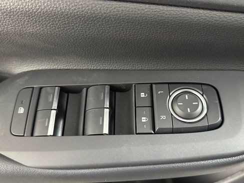 New 2026 Toyota Prius Plug-In Hybrid FWD image 20