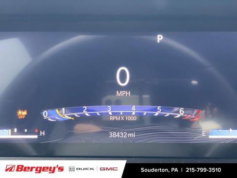 Used 2022 Jeep Grand Cherokee Limited image 14