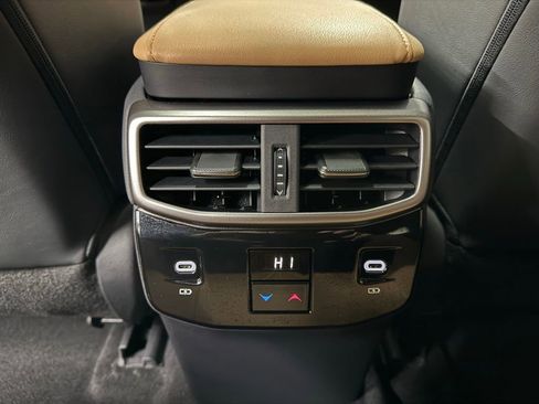 Certified 2026 Lexus RX 350 Premium w/ Accessory Package (2T) image 18