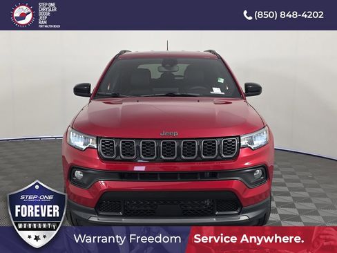 Used 2025 Jeep Compass Latitude w/ Altitude Special Edition AWD/4WD image 10