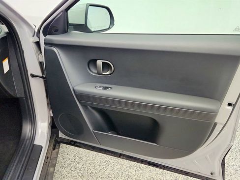 Used 2025 Hyundai Ioniq 5 SEL image 24