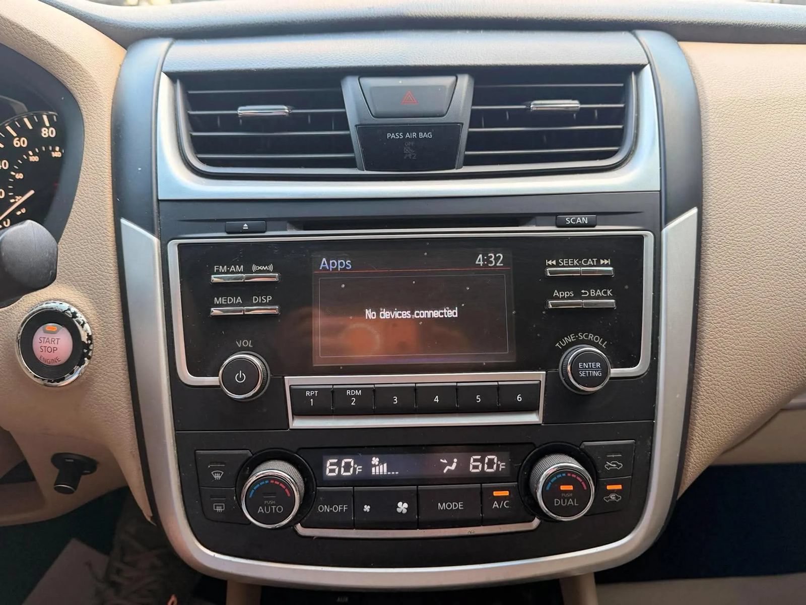Used 2016 Nissan Altima 2.5 SV FWD image 13