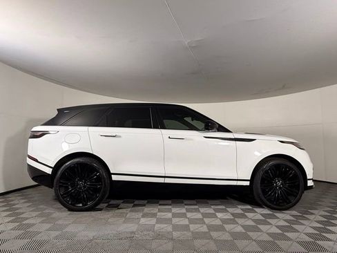 Used 2026 Land Rover Range Rover Velar Dynamic SE AWD/4WD image 9
