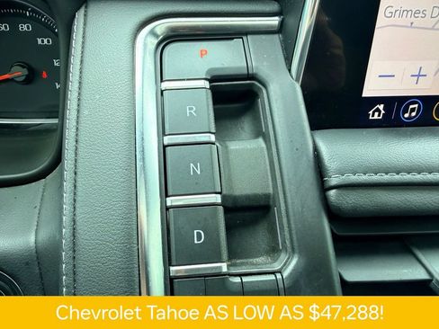 Used 2021 Chevrolet Tahoe Z71 w/ Luxury Package AWD/4WD image 16