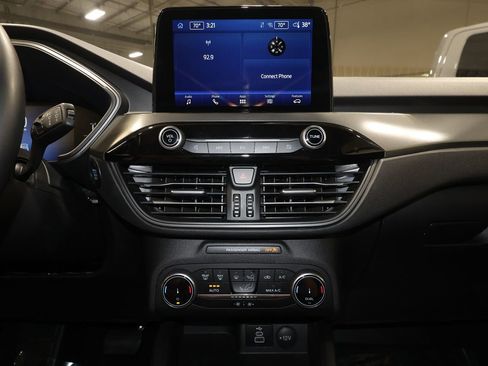 Used 2024 Ford Escape Active image 16