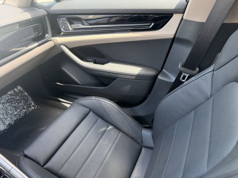 New 2026 Porsche Panamera RWD image 19