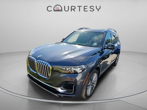 Used 2021 BMW X7 xDrive40i w/ Premium Package image 1