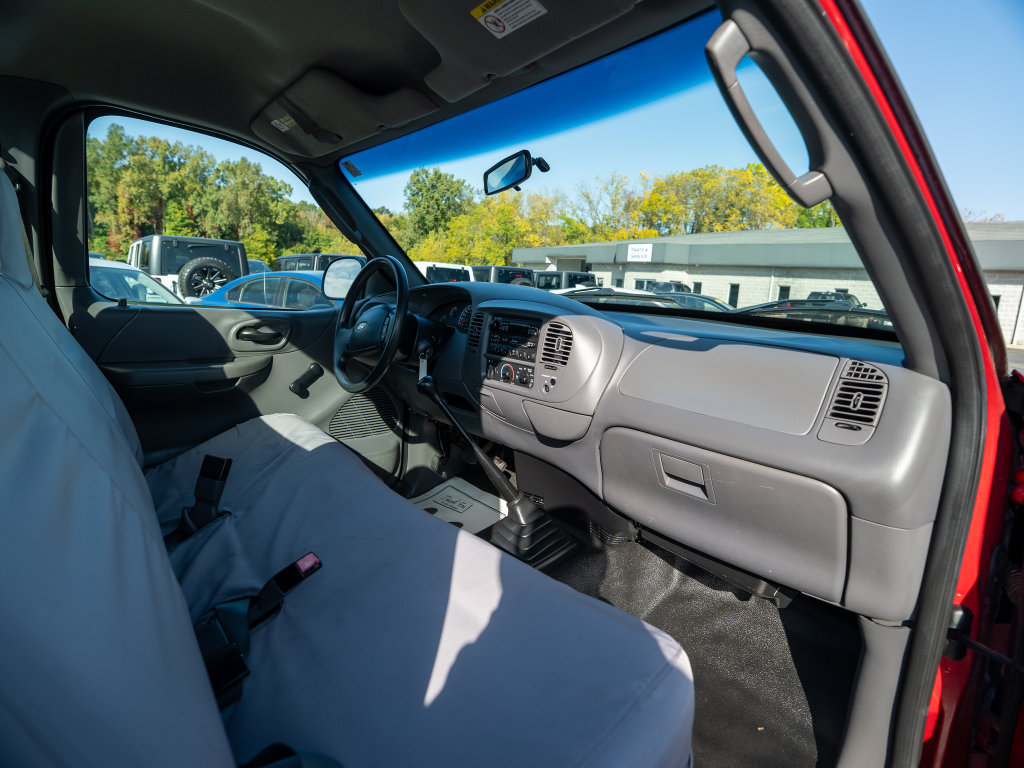 Used 2004 Ford F150 XL RWD image 13