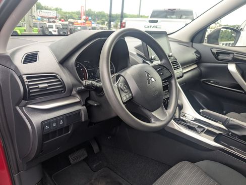 Used 2024 Mitsubishi Eclipse Cross LE AWD/4WD image 13