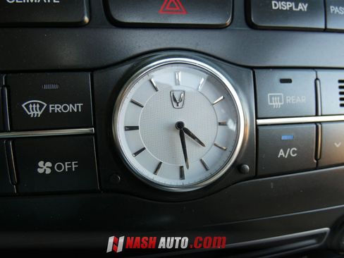 Used 2013 Hyundai Equus Signature RWD image 61
