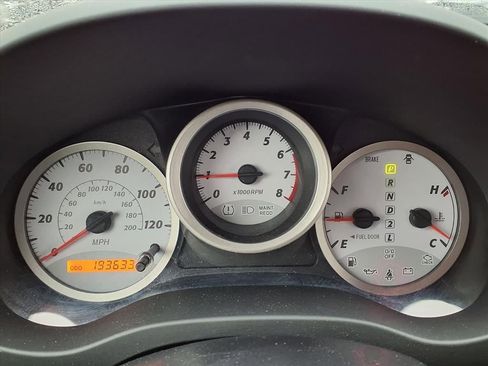 Used 2005 Toyota RAV4 4WD image 19