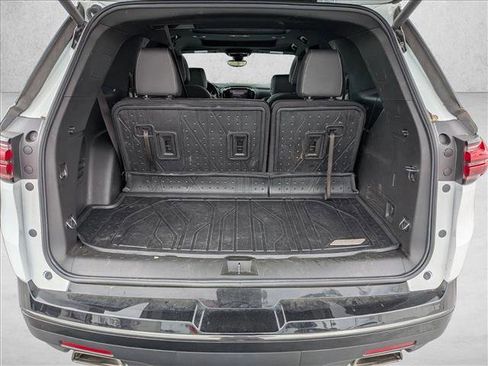 Used 2023 Chevrolet Traverse Premier w/ Redline Edition image 6