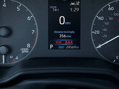 Used 2025 Toyota Corolla LE image 34