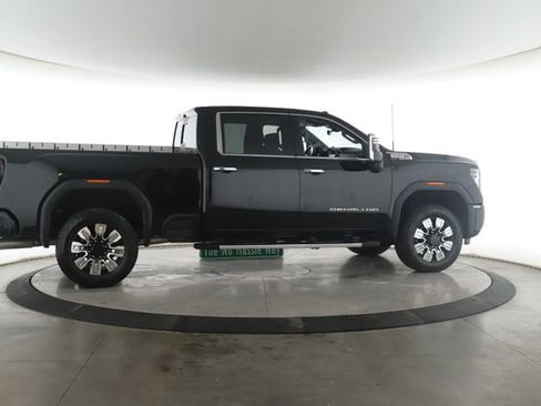 Used 2026 GMC Sierra 2500 Denali w/ Denali Reserve Package AWD/4WD image 6