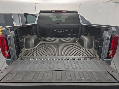 Used 2025 GMC Sierra 1500 SLT image 48