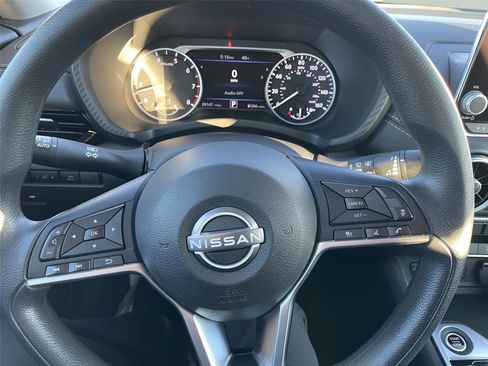 Used 2024 Nissan Sentra SV image 27