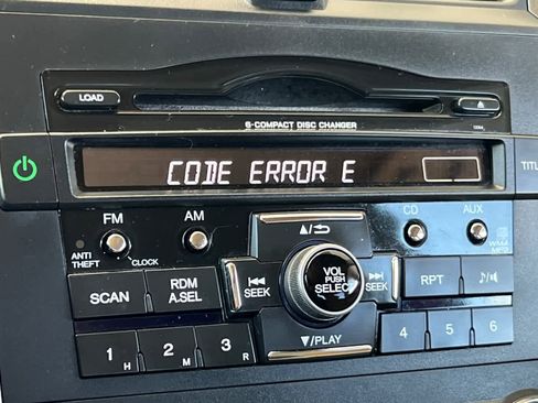 Used 2011 Honda CR-V SE image 19