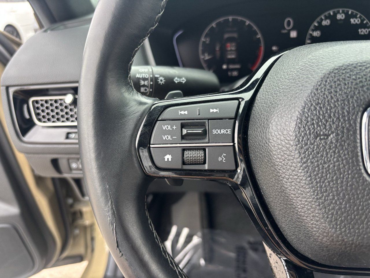 Certified 2025 Honda Civic Sport image 26