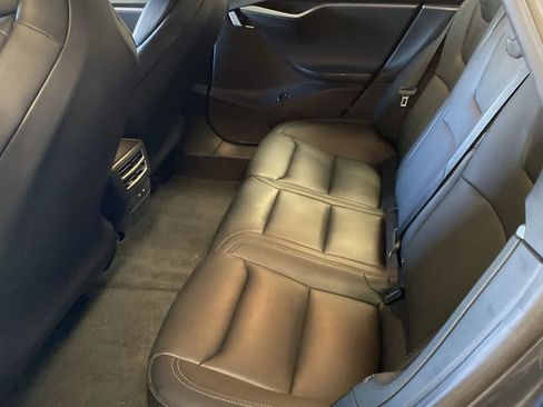 Used 2018 Tesla Model S 75D image 9