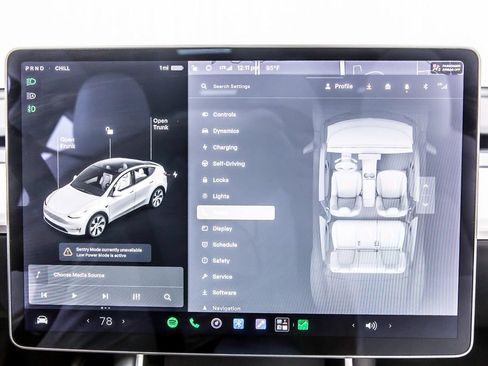 Used 2021 Tesla Model Y 2WD image 25