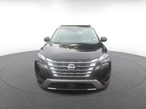 Used 2026 Nissan Rogue SL FWD image 2