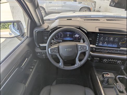 New 2026 Chevrolet Silverado 1500 RST AWD/4WD image 3