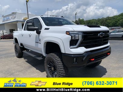 New 2025 Chevrolet Silverado 2500 LT w/ Trail Boss Package