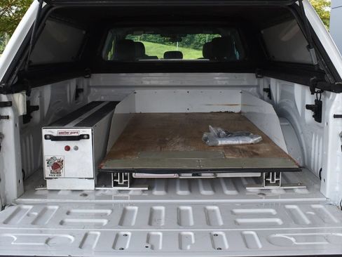 Used 2016 Ford F150 XL w/ Equipment Group 101A Mid RWD image 10