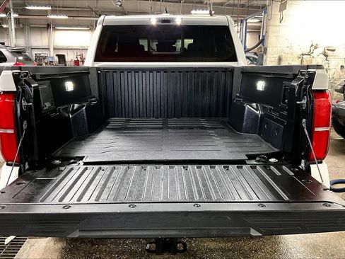 Used 2024 Toyota Tacoma TRD Sport w/ TRD Sport Upgrade Package image 30