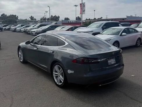 Used 2013 Tesla Model S RWD image 4