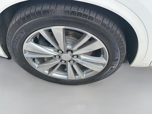 Used 2022 Cadillac XT6 Premium Luxury FWD image 36