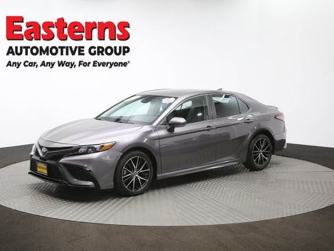 Used 2024 Toyota Camry SE FWD image 55