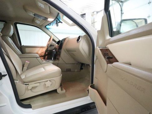 Used 2010 Ford Explorer Eddie Bauer AWD/4WD image 10