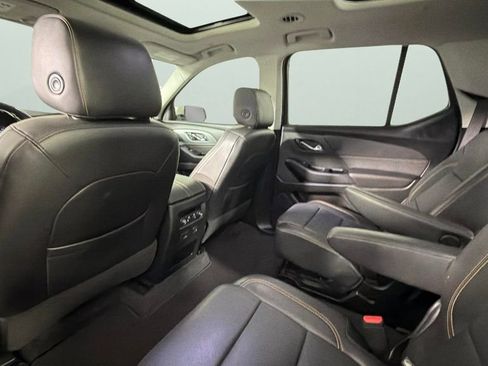 Used 2020 Chevrolet Traverse Premier FWD image 28